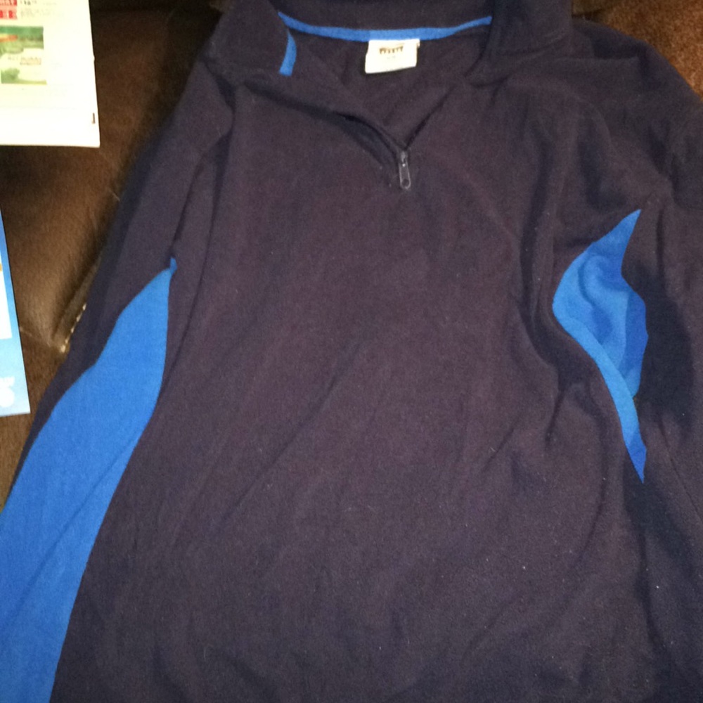 Sweater. Zip up men’s. Medium 2 shades of blue.